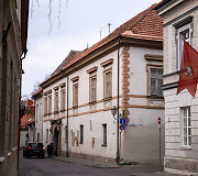 Namas Bernardinų gatvėje
