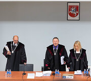 Baudžiamoji byla, kurioje 87 asmenys kaltinami dėl 2021 m. rugpjūtį prie Seimo vykusių riau&scaron;ių