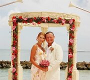 Daina ir Antanas Bosai per savo vestuves 2008-ųjų liepos 29 dieną Bahamose