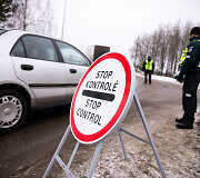 Policijos kontrolės postas prie Ukmergės gatvės &scaron;alia Avižienių
