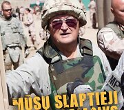 Knygos &bdquo;Mūsų slaptieji ir dramblys bute&ldquo; vir&scaron;elis