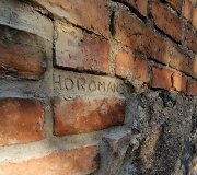 Horomanskiai XIX a. dvaro sodybą verčia savo namais