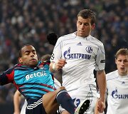 &bdquo;Shalke&rdquo; ir &bdquo;Olympique&rdquo; rungtynių akimirka