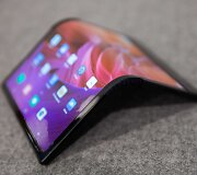 &bdquo;FlexPai&ldquo; sulankstomas i&scaron;manusis telefonas