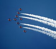 Britanijos karali&scaron;kųjų oro pajėgų akrobatų pasirodymas
