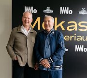 &bdquo;&Scaron;vyturys-Utenos alus&ldquo; vadovas Rolandas Vir&scaron;ilas su MO muziejaus steigėju Viktoru Butkumi