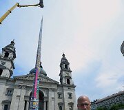 Vengrijoje pastatytas auk&scaron;čiausias &bdquo;Lego&ldquo; kaladėlių bok&scaron;tas. 
