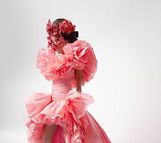 &bdquo;Giambattista Valli&ldquo; 2021 m. pavasario ir vasaros auk&scaron;tosios mados kolekcijos modelis