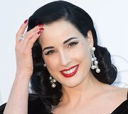 Burleskos &scaron;okėja Dita Von Teese