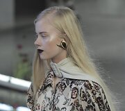 &bdquo;Rodarte&ldquo; 2016 m. rudens-žiemos kolekcijos modelis