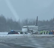 Vilniaus oro uoste nuo tako nuslydo lėktuvas i&scaron; Var&scaron;uvos