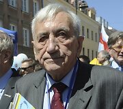 Tadeuszas Mazowieckis (2009 m.)