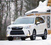 &bdquo;Subaru Forester&ldquo; bandymai sniego nuklotoje Suomijoje