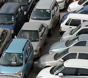 Automobilių pardavimo rinka Indijoje auga