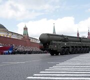 Rusijos &bdquo;Topol-M&ldquo; balistinė raketa Raudonojoje aik&scaron;tėje