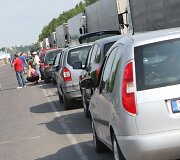 Medininkų pasienio poste kelių kilometrų eilės