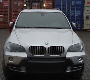 Klaipėdoje muitininkai aptiko vogtą automobilį &bdquo;BMW X5&ldquo;.