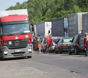 Medininkų pasienio poste kelių kilometrų eilės