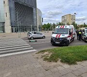 Panevėžyje nukentėjo paspirtuku važiavusi mergina