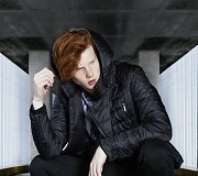 &bdquo;Robert Kalinkin x Audimas&ldquo; kolekcijos modelis