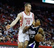 Donatas Motiejūnas ir Isaiahas Thomas