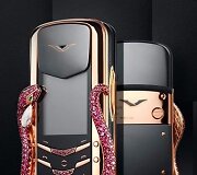 &bdquo;Vertu&ldquo; pristatė naują riboto leidimo kolekciją &bdquo;Signature Cobra&ldquo;