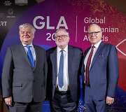 Svečiai renkasi į Globalios Lietuvos apdovanojimus