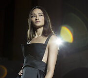 &bdquo;Zac Posen&ldquo; 2016 m. pavasario-vasaros kolekcijos pristatymo momentas
