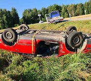 Kretingos rajone vertėsi kiek įkau&scaron;usio jaunuolio vairuojamas automobilis