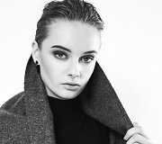 &Scaron;ventinės Dianos Pauk&scaron;tytės fotosesijos nuotrauka