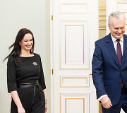 Mėgstamiausias premjerės rūbas &ndash; suknelė