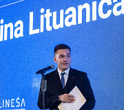 Mokslų akademijoje apdovanoti Lietuvai tarptautinėse olimpiadose atstovavę mokiniai