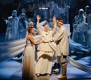 Jono Vaitkaus spektaklis apie Vydūną &bdquo;Ne sau žmonės&ldquo;