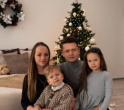 Inetos Puzaraitės-Žvagulienės ir Ąžuolo Žvagulio kalėdinė fotosesija