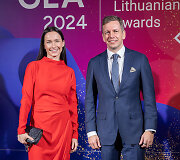 Svečiai renkasi į Globalios Lietuvos apdovanojimus