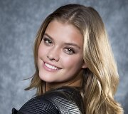 Nina Agdal &scaron;venčia 22-ąjį gimtadienį