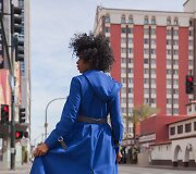 &bdquo;Ducktail Raincoats&ldquo; lietpaltis: Uni Williams