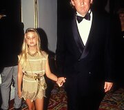Donaldas Trumpas su dukra Ivanka Trump (1991 m.)