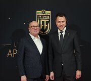 Visvaldas Matijo&scaron;aitis, Edgaras Stankevičius