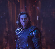 Tomas Hiddlestonas filme &bdquo;Ker&scaron;ytojai. Begalybės karas&ldquo;