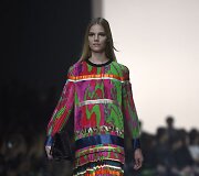Roberto Cavalli 2015 m. pavasario-vasaros kolekcijos modelis