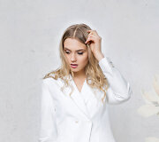 &bdquo;Agne Fashion&ldquo; 2017 m. pavasario-vasaros kolekcijos modelis