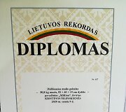 Kristinai &Scaron;ilinskienei įteiktas Lietuvos rekordo diplomas už muilą &bdquo;Milžiną&ldquo;