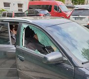 Pasistatęs ma&scaron;iną Kauno centre kaunietis sulaukė &scaron;ūvių į langą