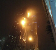 Gaisras Dubajuje