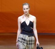 &bdquo;C&eacute;line&ldquo; 2016 m. pavasario-vasaros kolekcijos pristatymas
