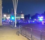 Policija prie Bakingemo rūmų