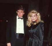Donaldas Trumpas su pirmąja žmona Ivana Trump (1989 m.)