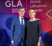 Svečiai renkasi į Globalios Lietuvos apdovanojimus