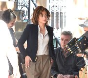 Jennifer Lopez serialo &bdquo;Shades of Blue&ldquo; filmavimo aik&scaron;telėje 